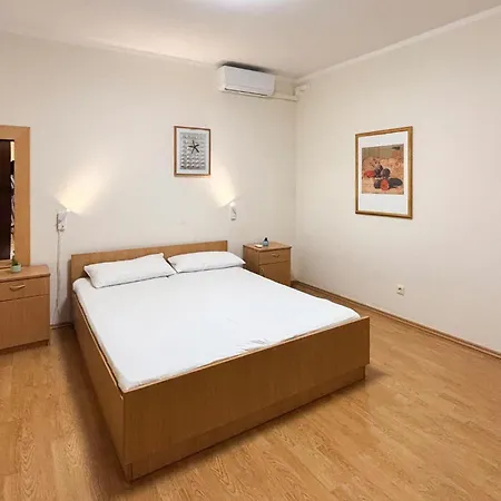Appartement Cozy In Rab With Wifi *